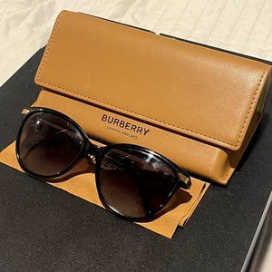 Burberry Sunglasses Cat Eye, Striped Sides